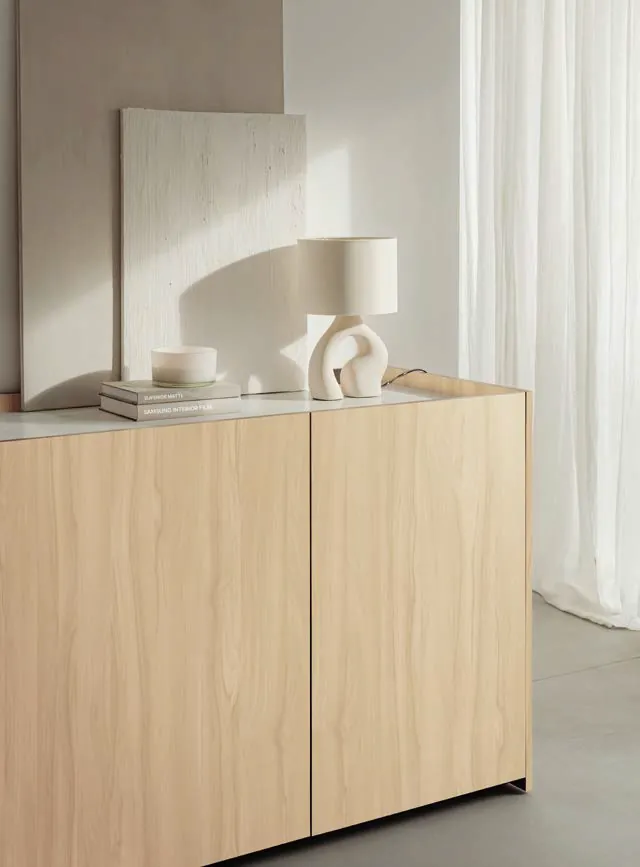 Mueble en madera clara